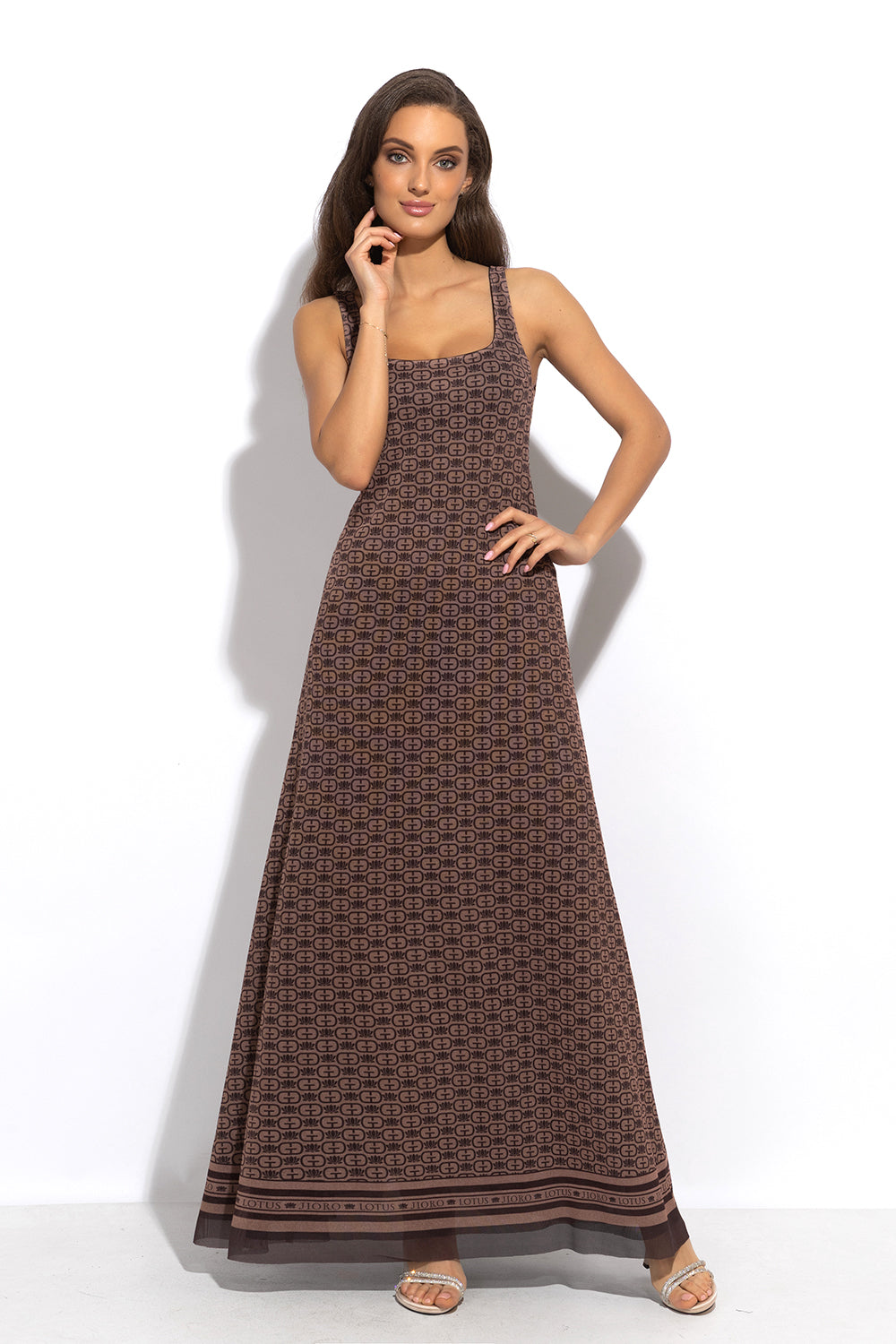 SLEEVELESS LONG MESH DRESS WITH SOFT MODAL LINING - MOCHA MOUSSE LOGOJIORO ДЪЛГА РОКЛЯ БЕЗ РЪКАВ ОТ МРЕЖА С ПОДПЛАТА ОТ ФИН МОДАЛ - MOCHA MOUSSE LOGO JIORO