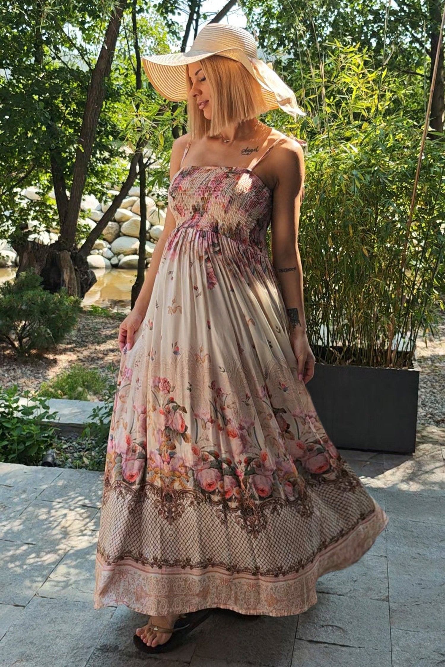 VISCOSE DRESS WITH STRAPS - BAROQUE FLOWERS