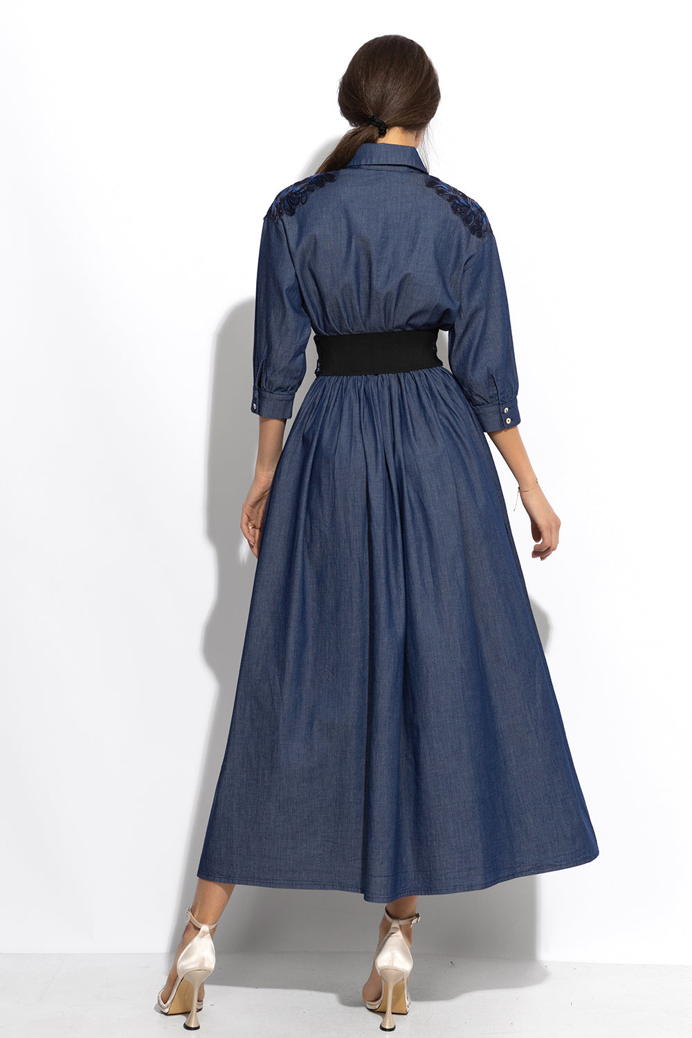 LOOSE LIGHT DENIM DRESS WITH BELT - ESSENTIALS