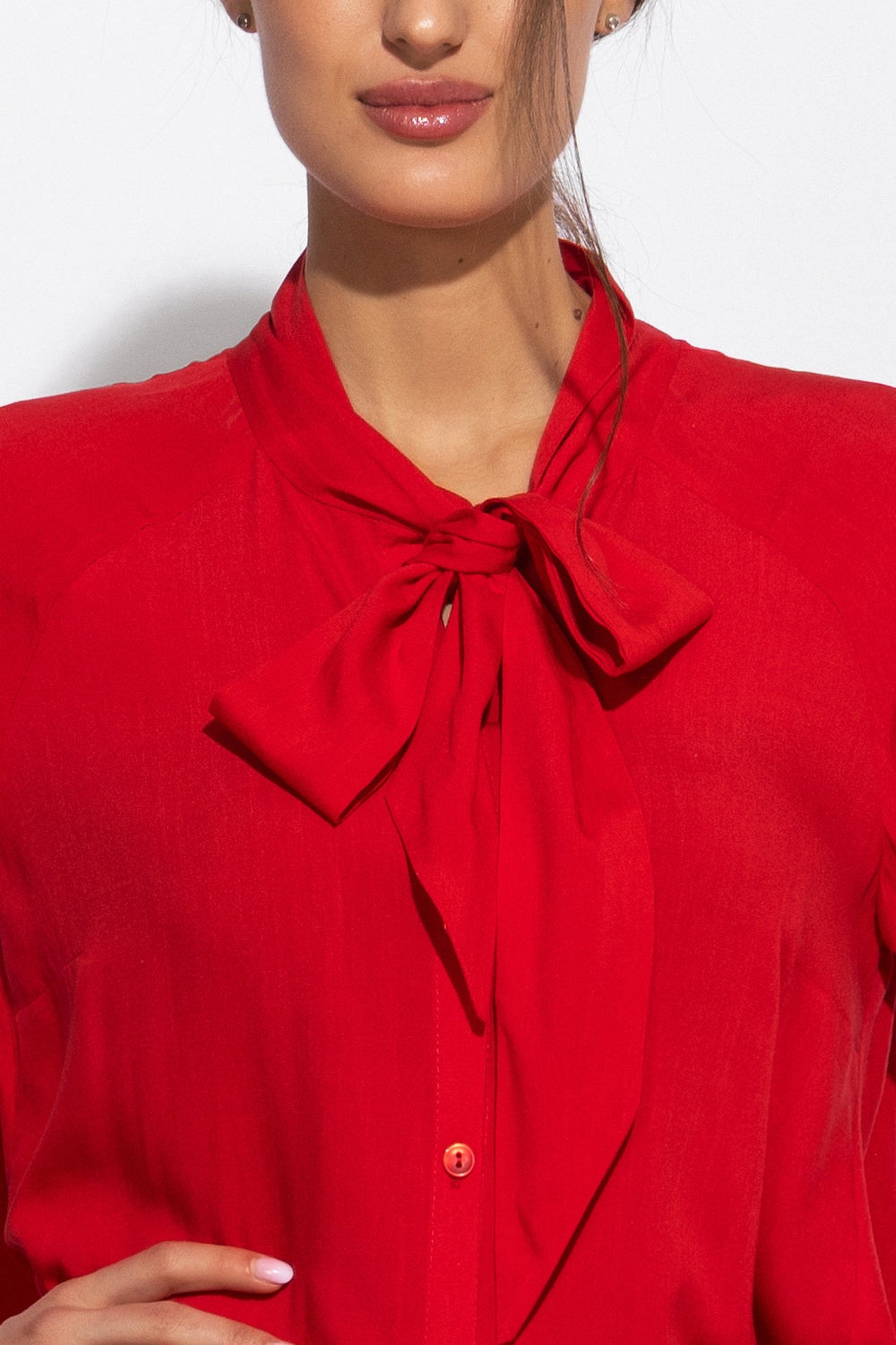ROTE VISKOSEBLUSE MIT AUSGESTELLTEN ÄRMELN - ESSENTIALS