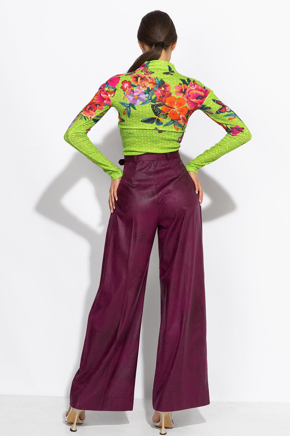 KNITTED TURTLENECK BLOUSE WITH HIGH NECK - ACID GREEN LOGO JIORO ПОЛО БЛУЗА ОТ ПЛЕТИВО С ВИСОКА ЯКА – ACID GREEN LOGO JIORO