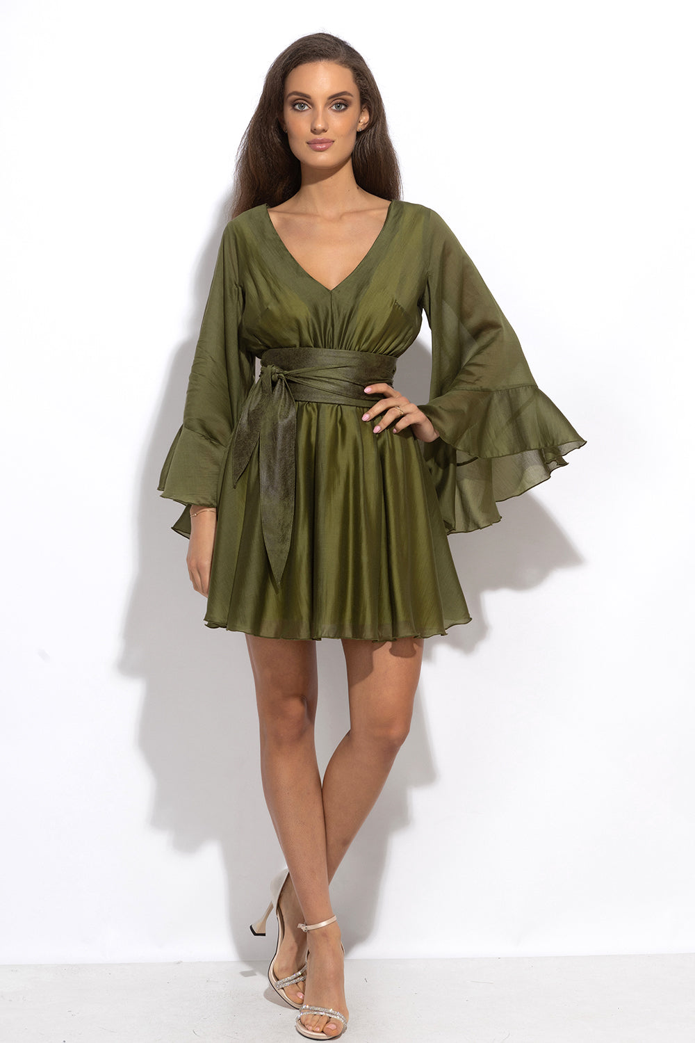 SHORT TENCEL DRESS WITH WIDE SLEEVES IN OLIVE GREEN - ESSENTIALS