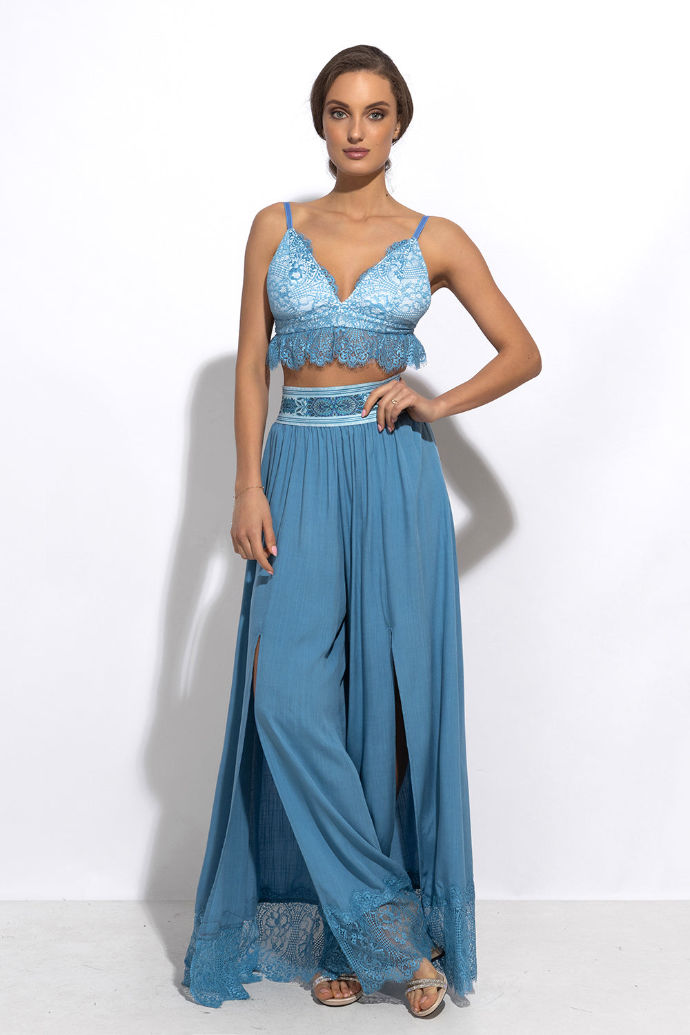 BLUE LACE TOP - ESSENTIALS
