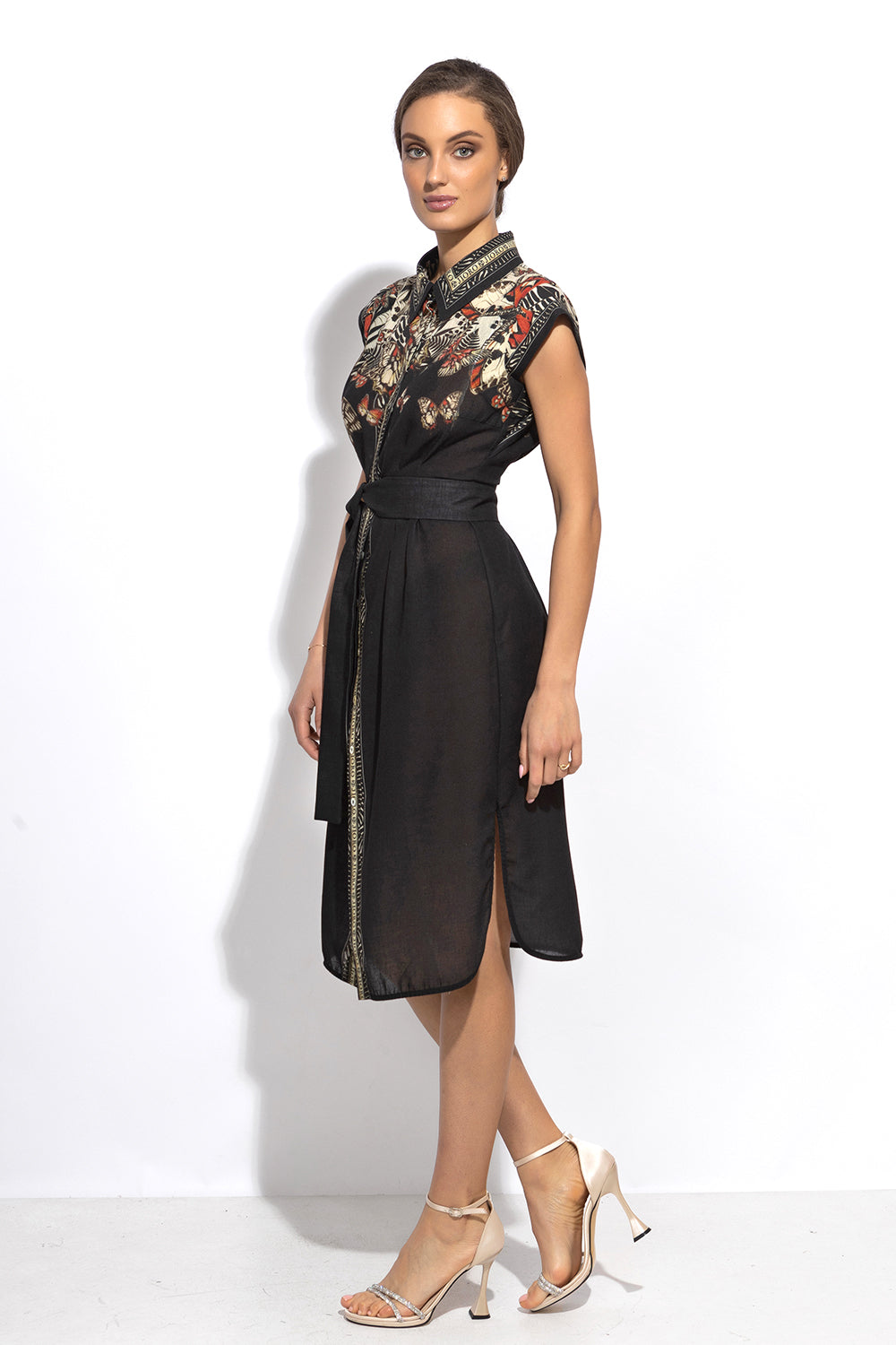 POPLIN SHIRT DRESS WITH OVAL HEM AND DRAPED WAIST - MIDNIGHT BUTTERFLIES JIORO РОКЛЯ ТИП РИЗА ОТ ПОПЛИН С ОВАЛЕН ПОДГЪВ И ДРАПИРАНА ТАЛИЯ - MIDNIGHT BUTTERFLIES JIORO