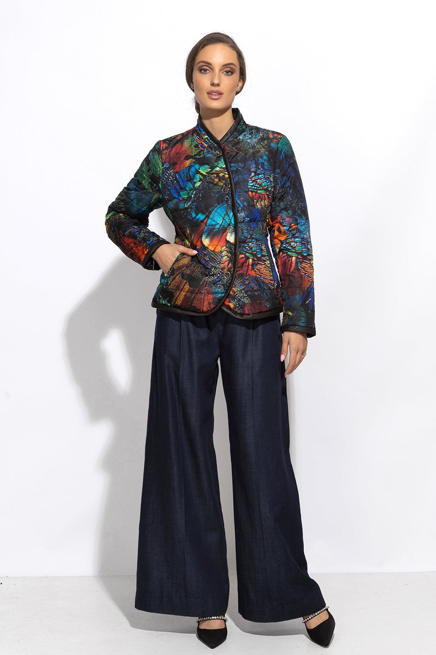 LIGHTLY COATED JACKET WITH QUILTED LINING - AMAZONIA JIORO ЛЕКО ПРОМАЗАНО ЯКЕ С ВАТА - AMAZONIA JIORO