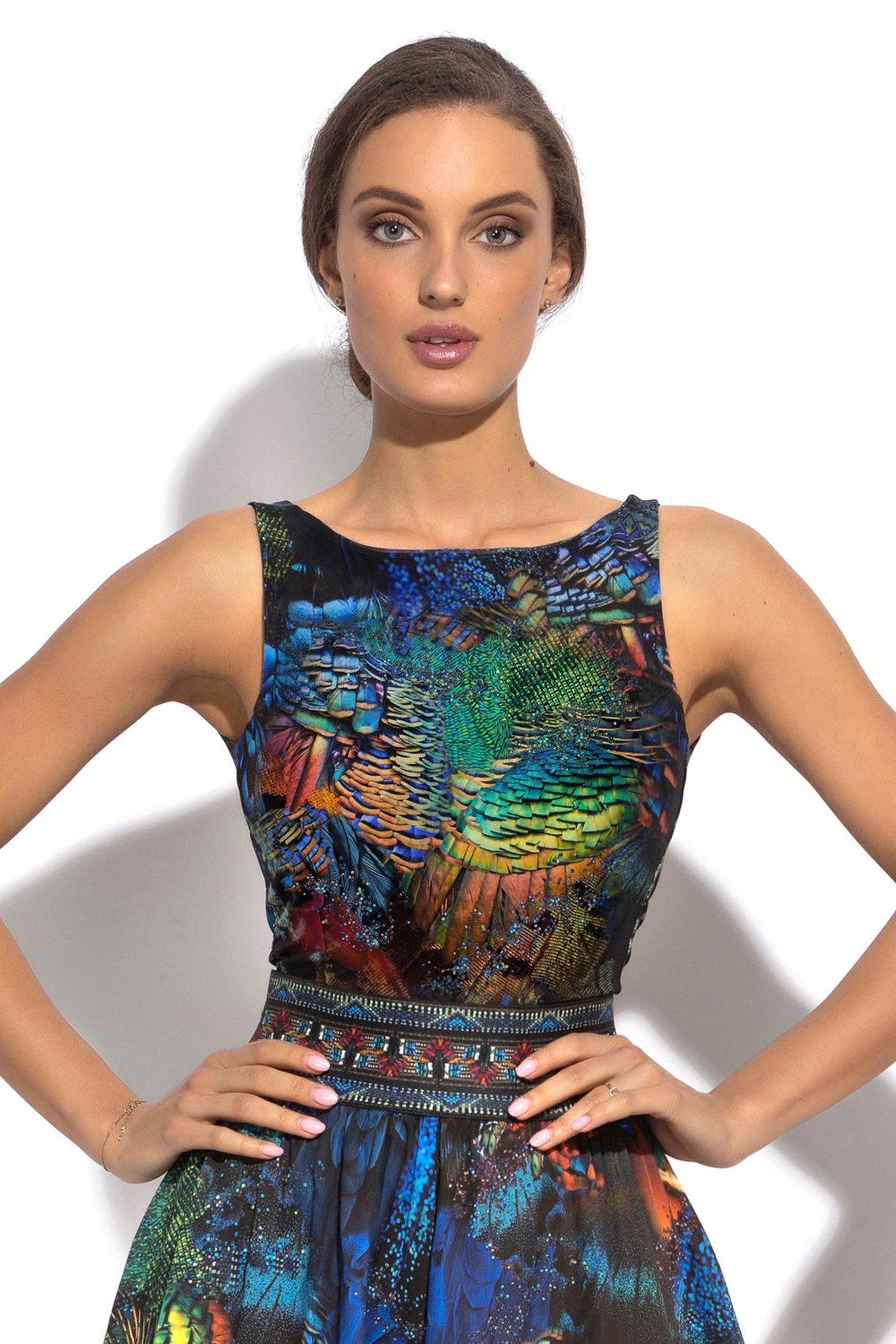 Sieťovaný tielkový overal bez rukávov s otvoreným chrbtom a podšívkou - Amazonia