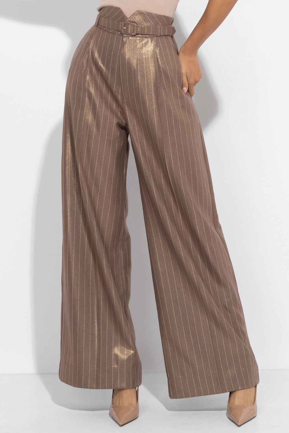 STRIPED PANTS WITH HIGH WAIST AND WIDE LEG IN BEIGE - ESSENTIALS JIORO ПАНТАЛОН РАЙЕ, ВИСОКА ТАЛИЯ И ШИРОК КРАЧОЛ В БЕЖОВО - ESSENTIALS JIORO