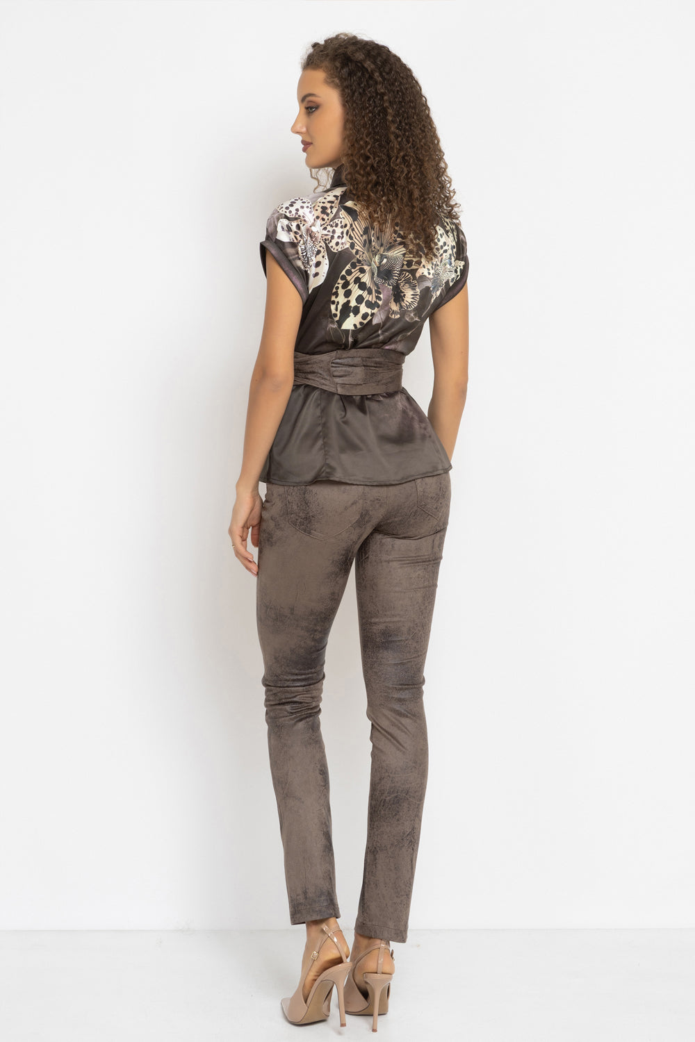 SKINNY 5-POCKET PANTS IN MOCHA - ESSENTIALS