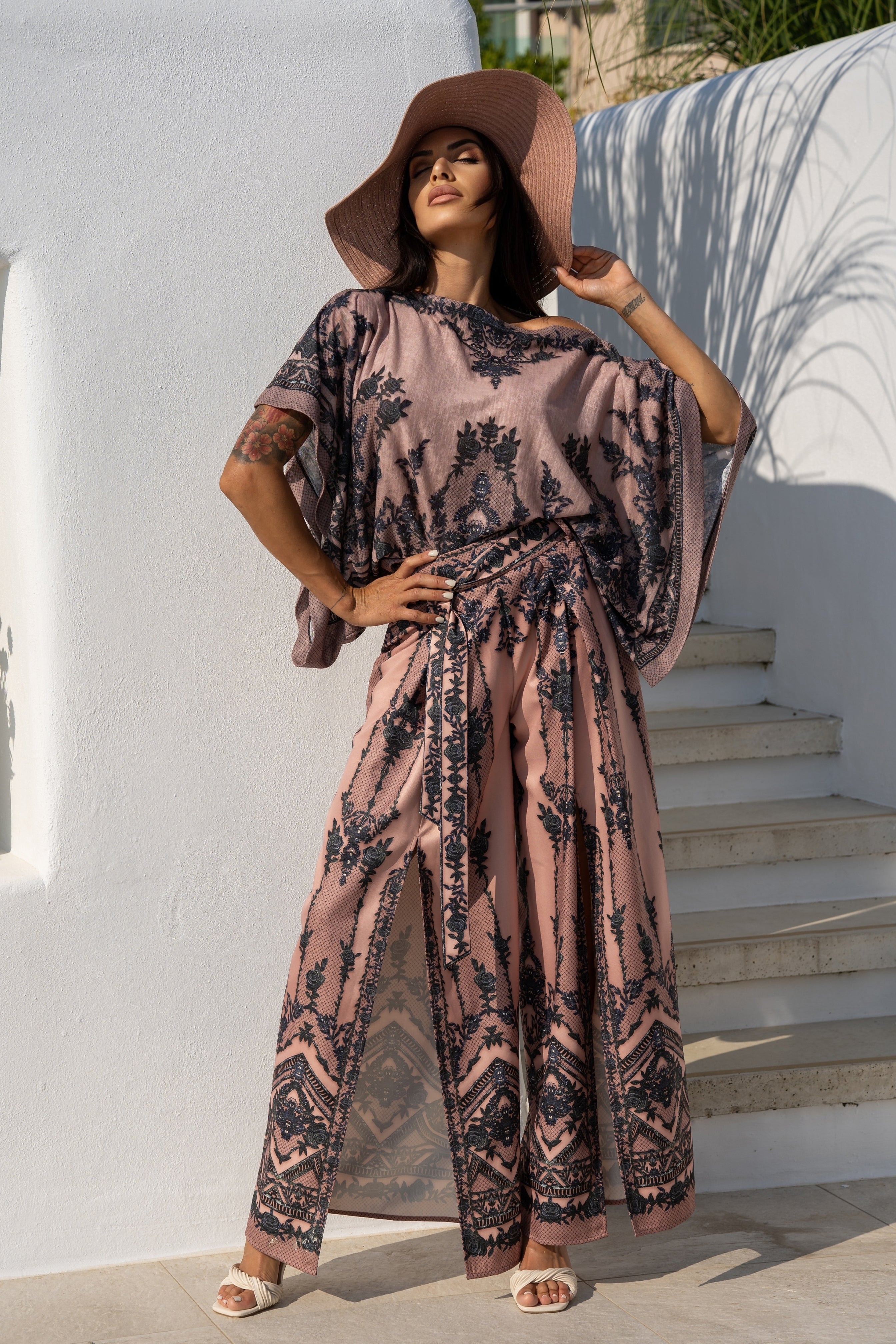 LOOSE BLOUSE – GRAFFITI POWDER