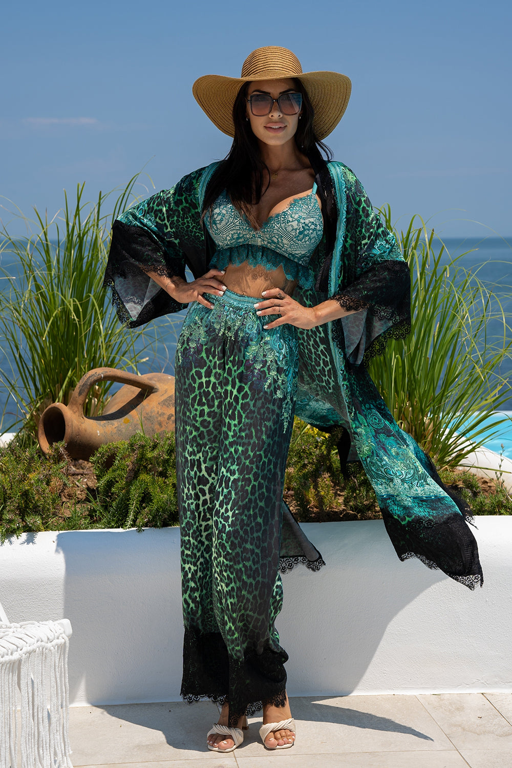 GREEN LACE TOP - ESSENTIALS