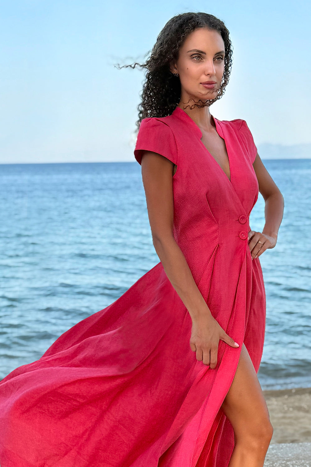 ROBE LONGUE ÉVASÉE EN LIN FUCHSIA – ESSENTIELS