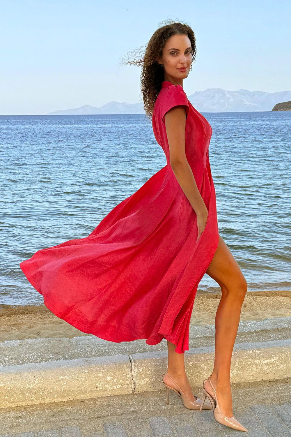ROBE LONGUE ÉVASÉE EN LIN FUCHSIA – ESSENTIELS