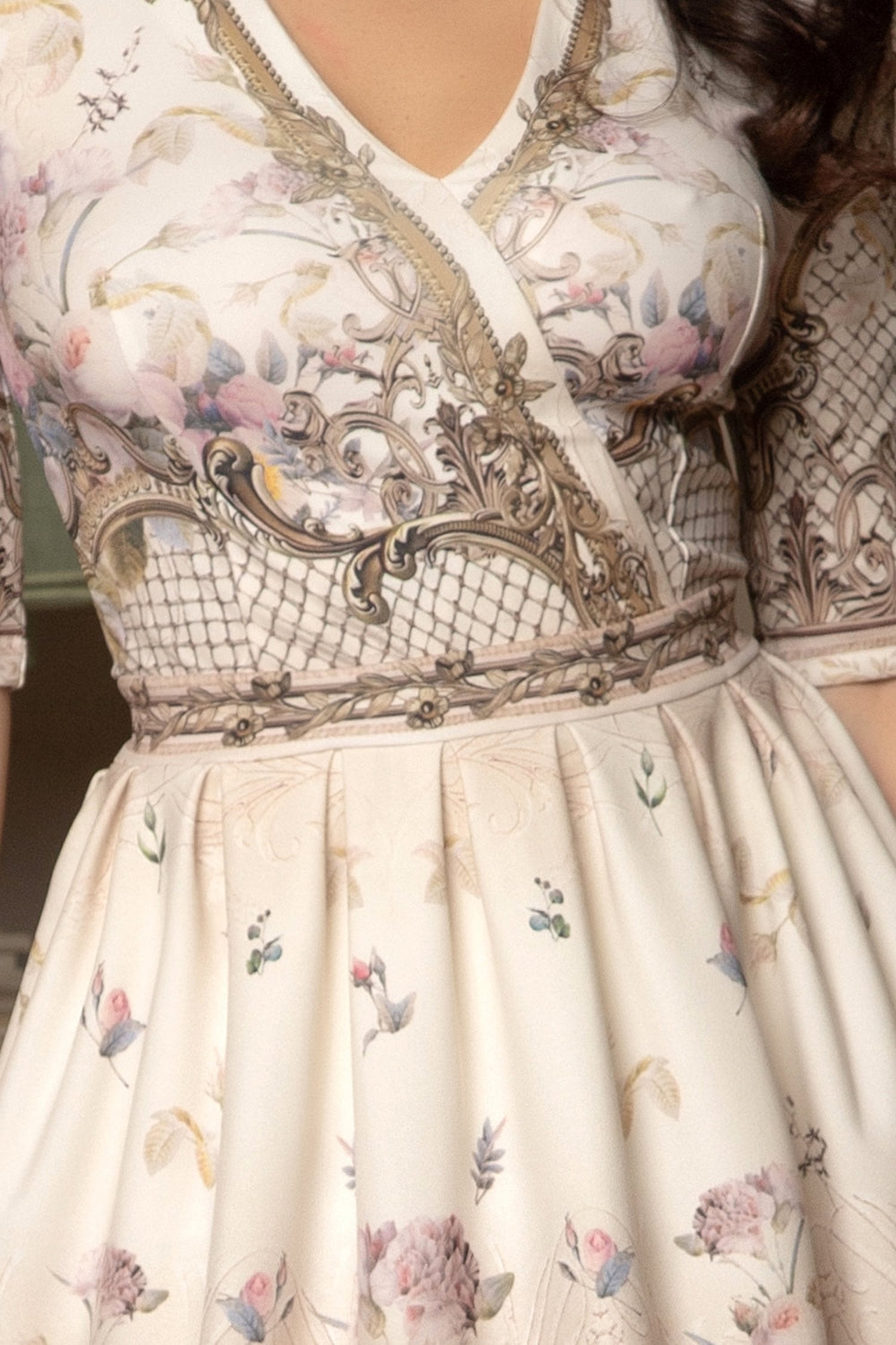 WRAPPED V-NECK BODYSUIT - BAROQUE FLOWERS JIORO БОДИ С V-ДЕКОЛТЕ - BAROQUE FLOWERS JIORO