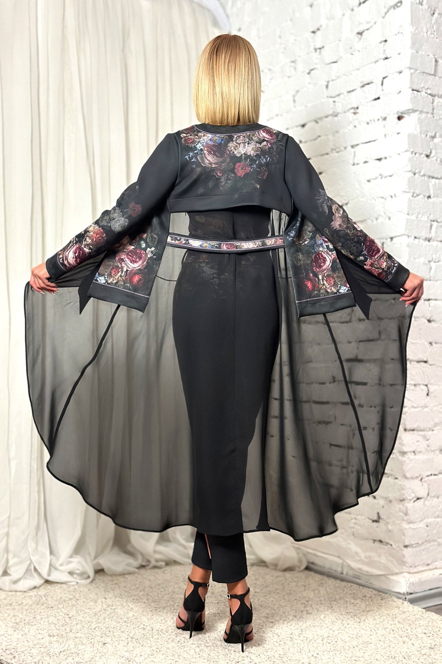 Elegantný šifónový kabát - vintage kvety