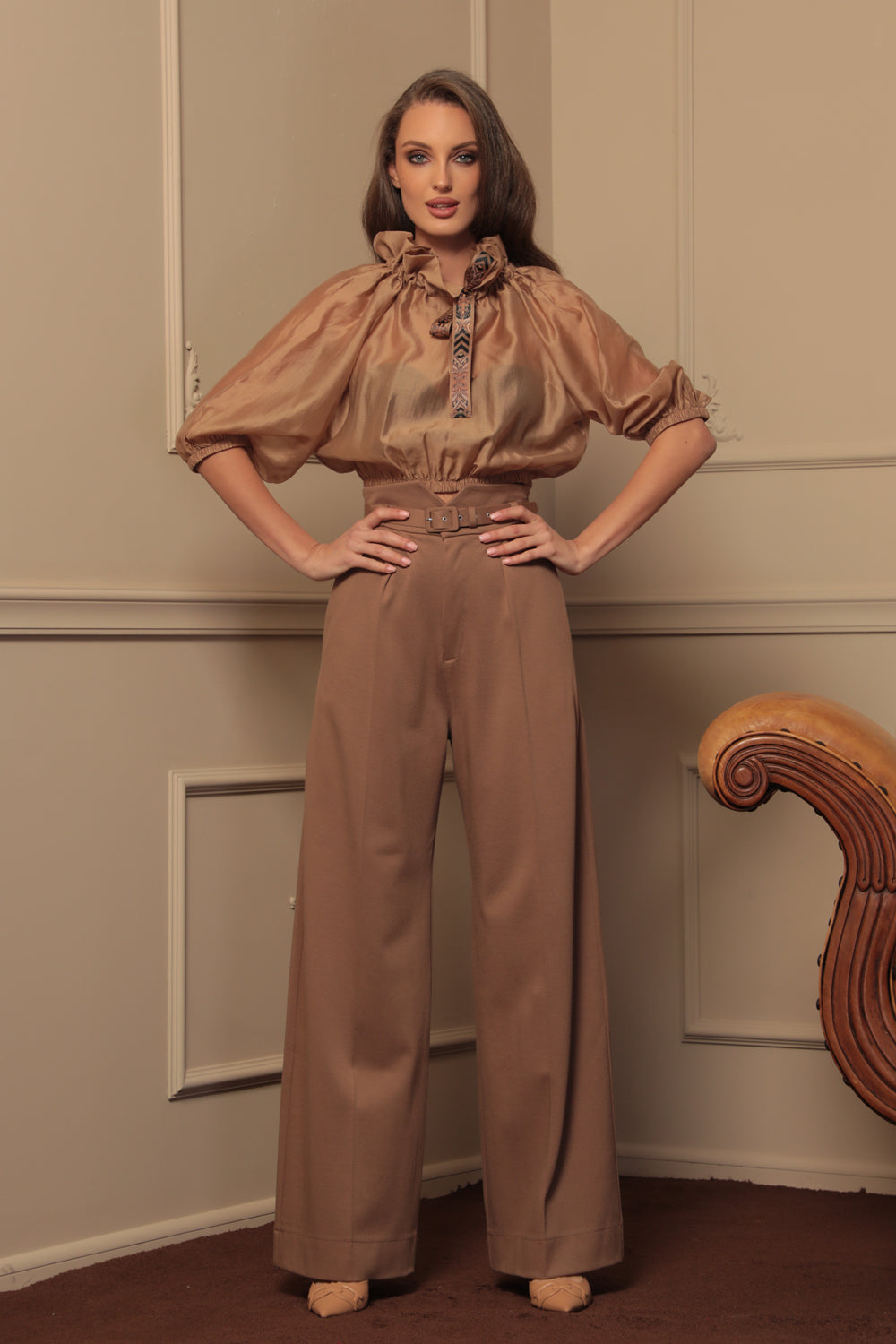 VISCOSE BLEND HIGH-WAISTED BEIGE TROUSERS – ESSENTIALS