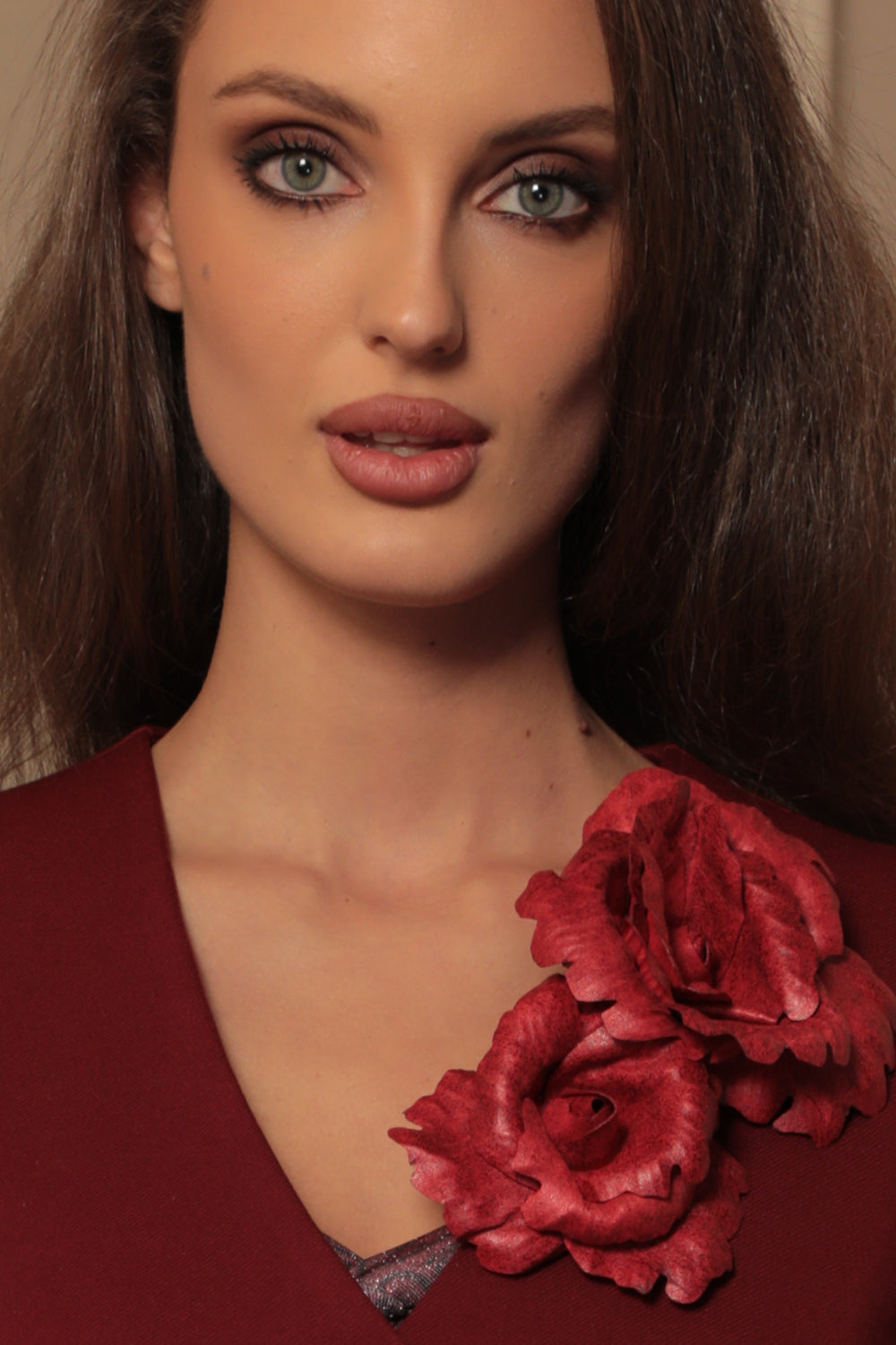SMALL SUEDE-LOOK RED ROSE BROOCH