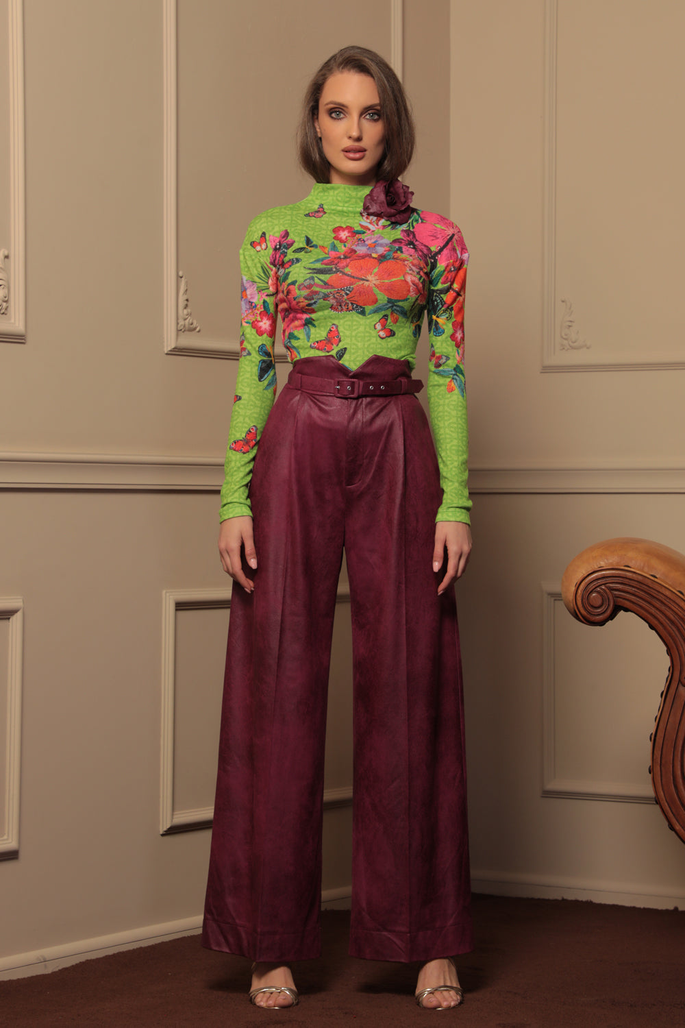 KNITTED TURTLENECK BLOUSE WITH HIGH NECK - ACID GREEN LOGO JIORO ПОЛО БЛУЗА ОТ ПЛЕТИВО С ВИСОКА ЯКА – ACID GREEN LOGO JIORO