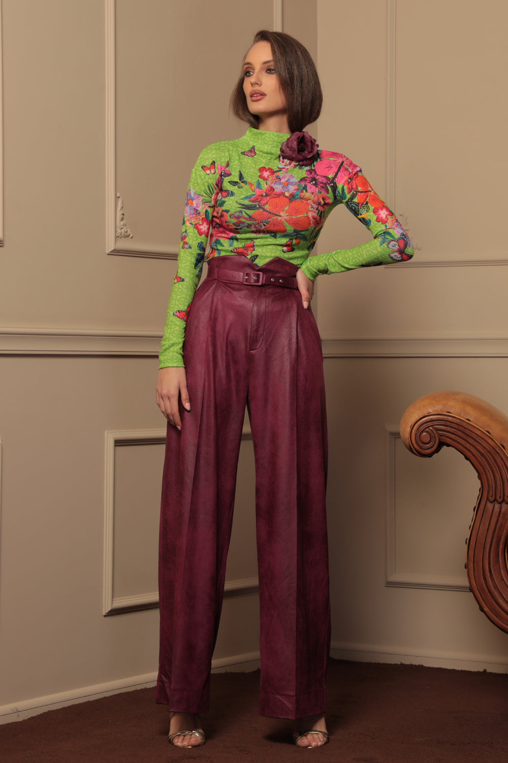 KNITTED TURTLENECK BLOUSE WITH HIGH NECK - ACID GREEN LOGO JIORO ПОЛО БЛУЗА ОТ ПЛЕТИВО С ВИСОКА ЯКА – ACID GREEN LOGO JIORO