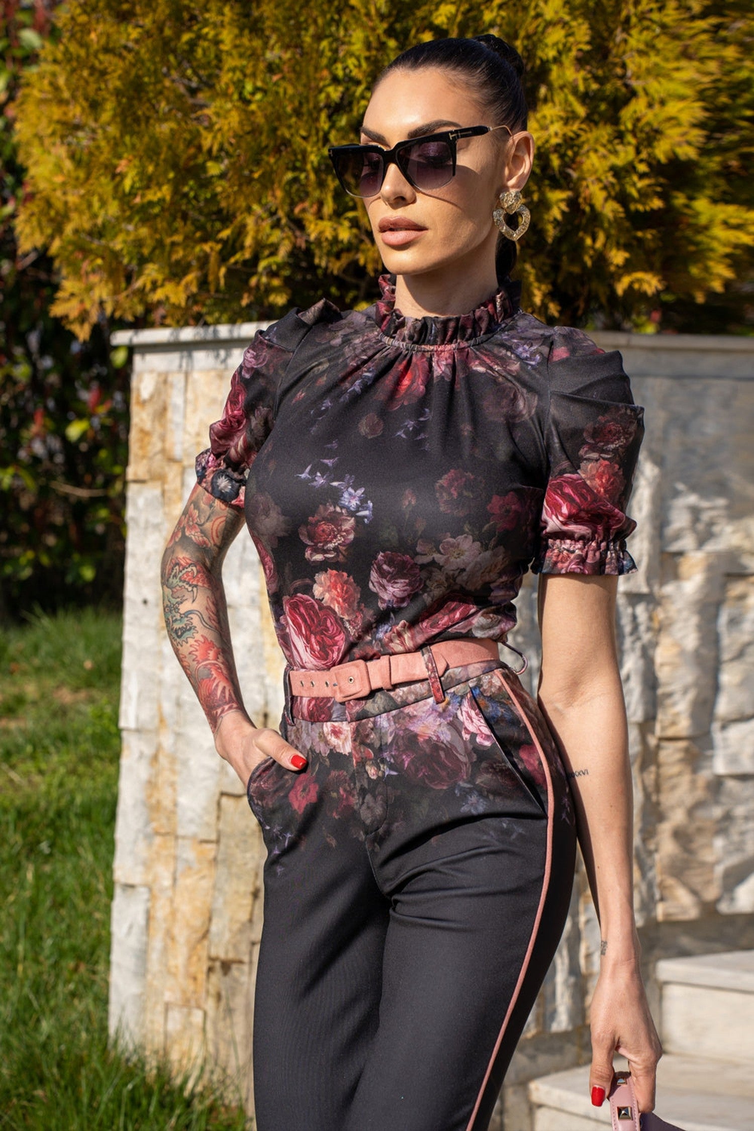 BLUSE MIT LOCKEN - VINTAGE BLUMEN