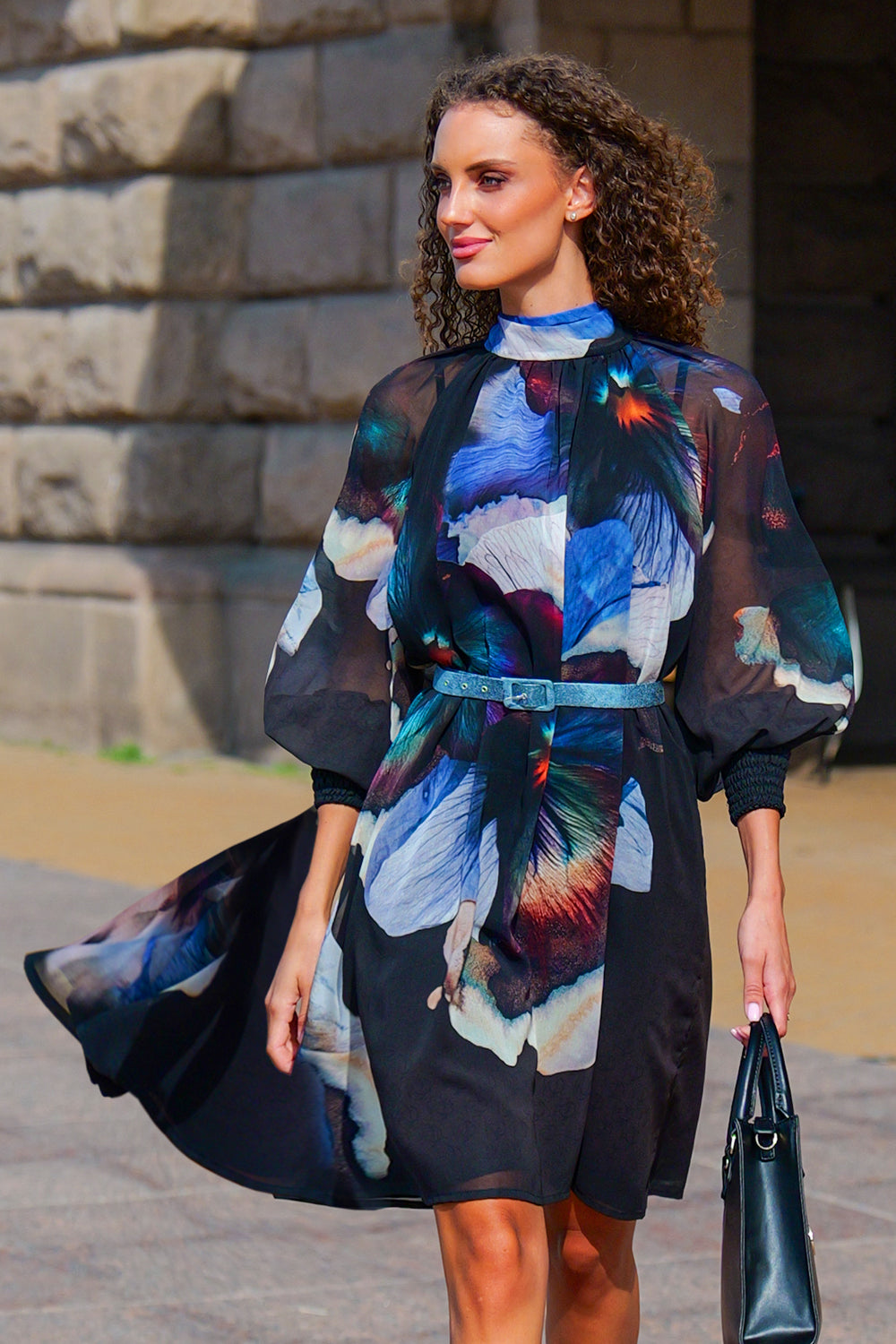 RELAXED DRESS WITH BALLOON RAGLAN SLEEVES AND BACK TIE - VIOLET