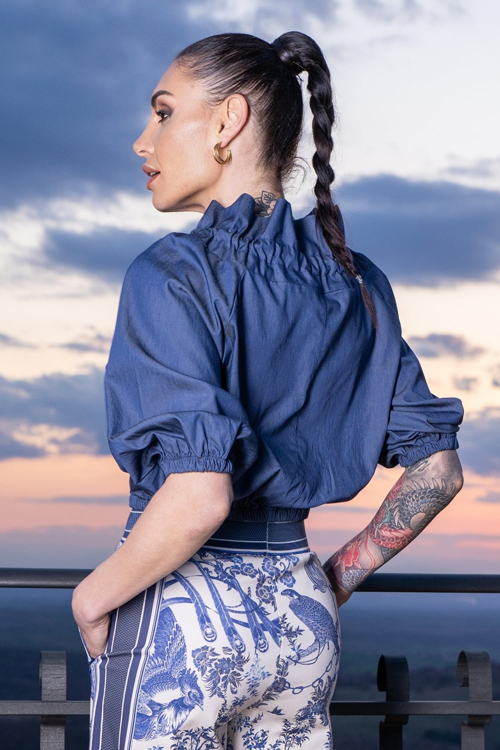 RUFFLED HIGH-NECK BLOUSE WITH PUFF SLEEVES - ASYA SKY