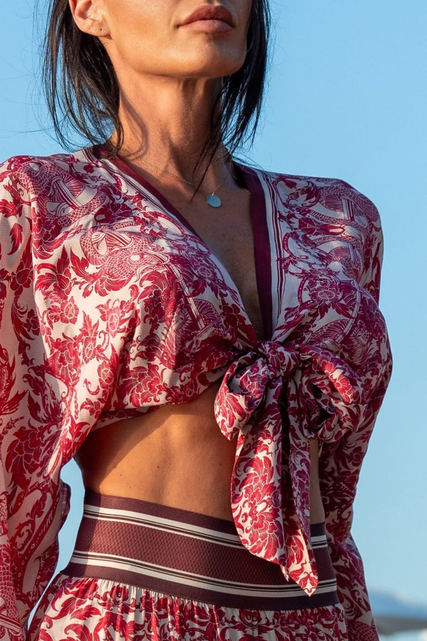 VISKÓZOVÉ KRÁTKÉ KIMONO - ASIE BORDEAUX