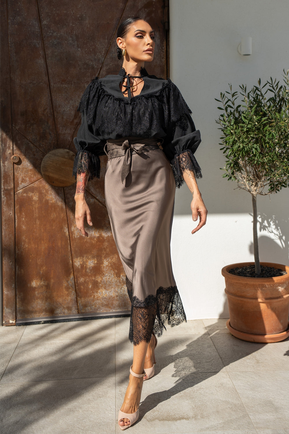 WRAP-STYLE BELT SUEDE-LIKE IN MOCHA - ESSENTIALS - JIORO КОЛАН ОТ ВЕЛУР В ЦВЯТ МОКА - ESSENTIALS JIORO