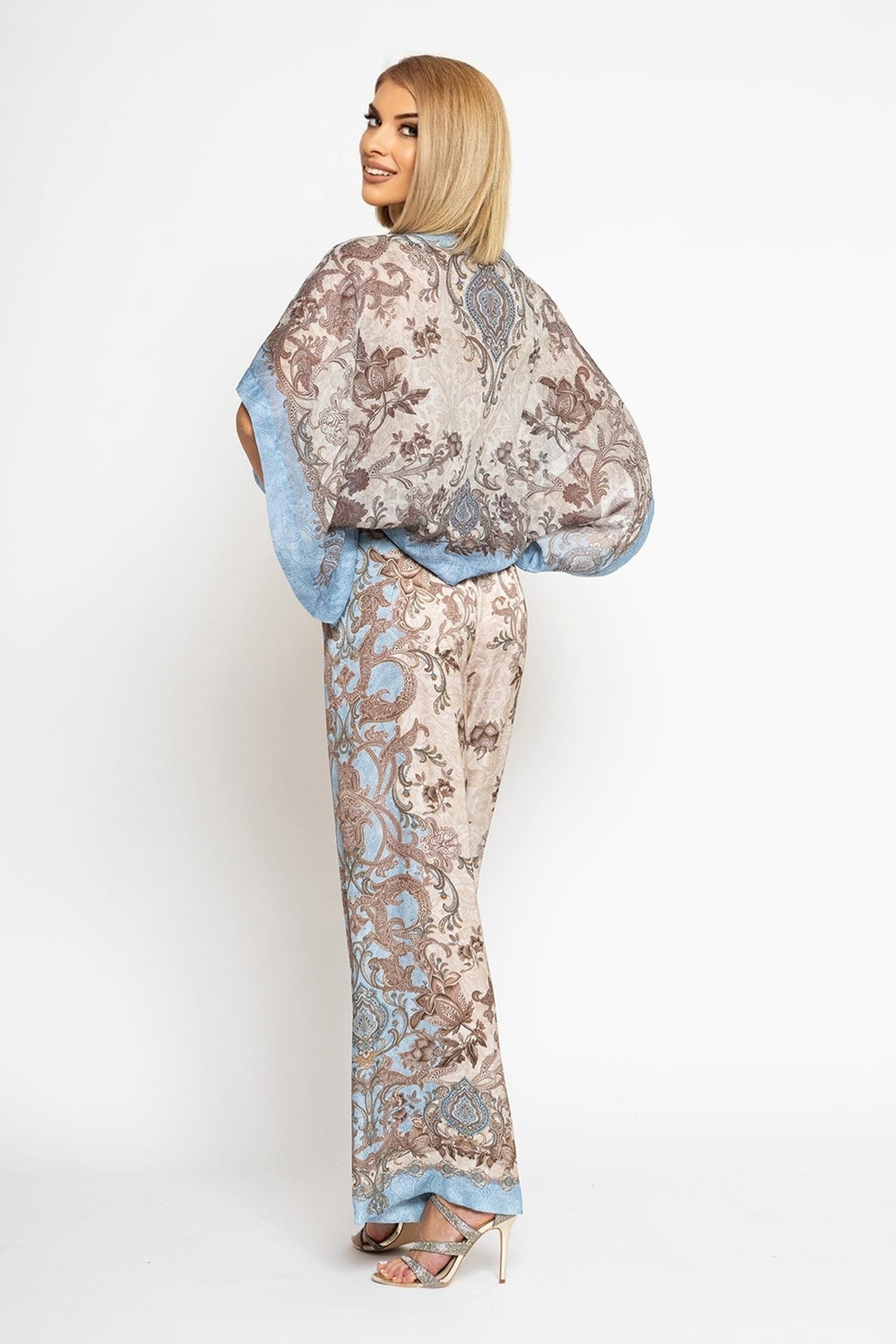 SATIN-VISCOSE-HOSE MIT LOCKEREM SITZ - PAISLEY SKY