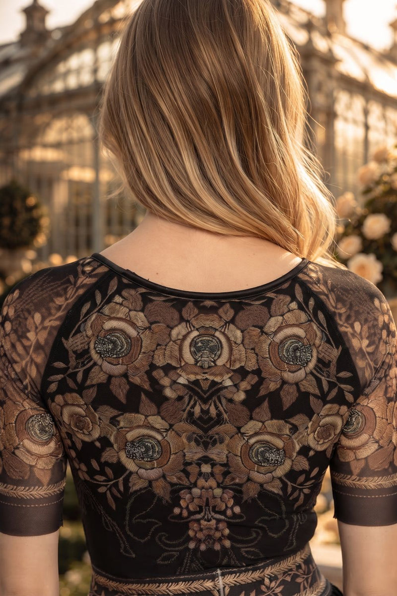 SHORT-SLEEVE MESH BODYSUIT WITH MODAL LINING - GOLDEN ROSES JIORO  МРЕЖЕСТО БОДИ С КЪС РЪКАВ И ПОДПЛАТА ОТ МОДАЛ - GOLDEN ROSES JIORO