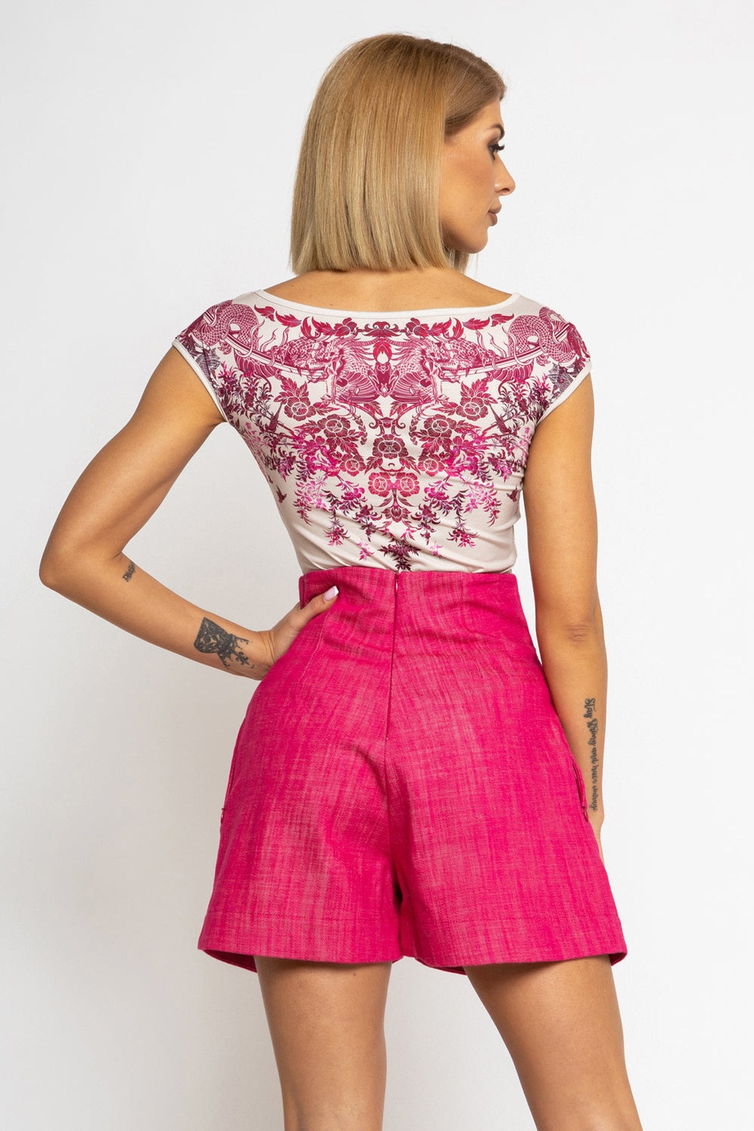 HIGH WAIST RASPBERRY DENIM BERMUDA - ESSENTIALS
