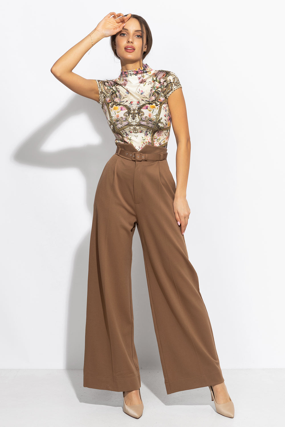 VISCOSE BLEND HIGH-WAISTED BEIGE TROUSERS – ESSENTIALS JIORO ШИРОК ПАНТАЛОН ОТ ВИСКОЗА С ВИСОКА ТАЛИЯ В БЕЖОВО - ESSENTIAL JIORO