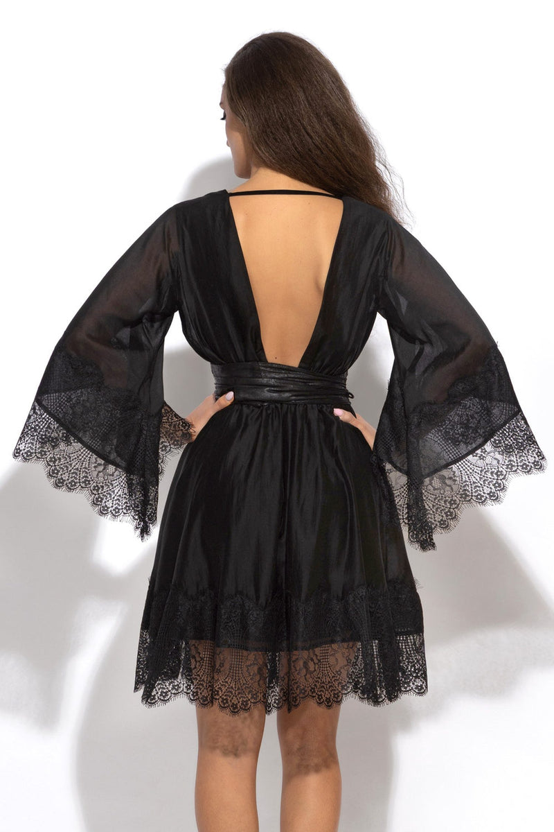 ROBE COURTE EN TENCEL AVEC DENTELLE EN NOIR - ESSENTIELS