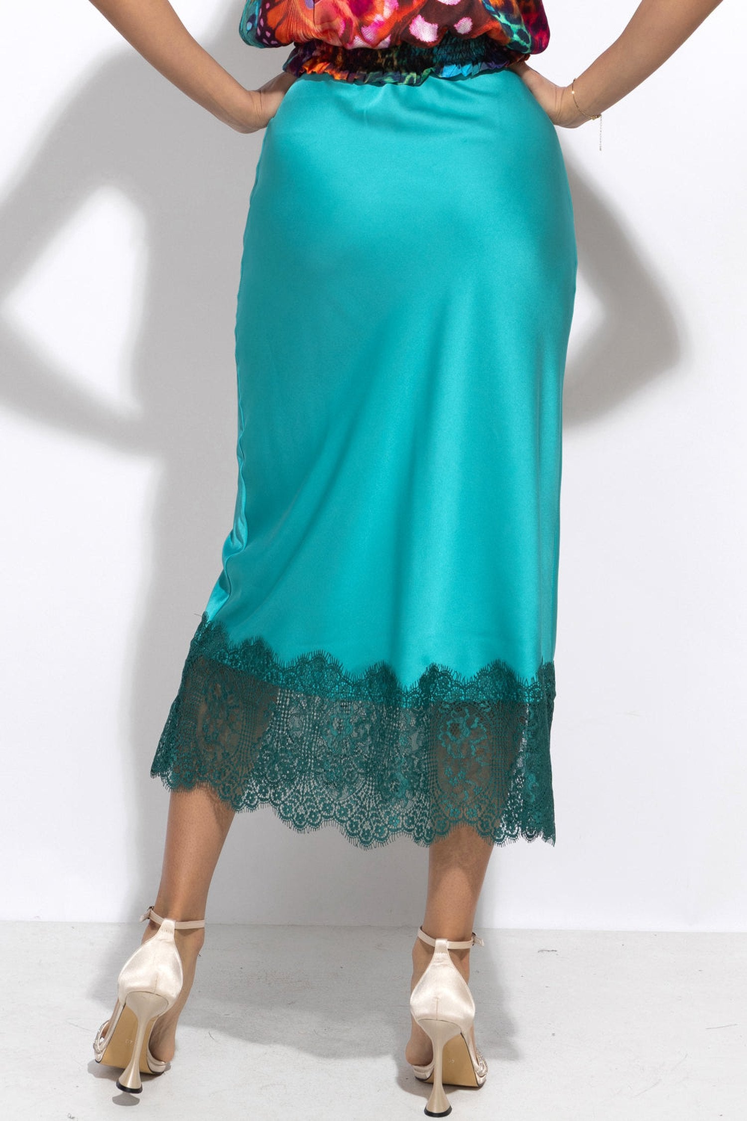 FLARED SKIRT WITH LACE TRIM IN TURQUOISE - ESSENTIALS