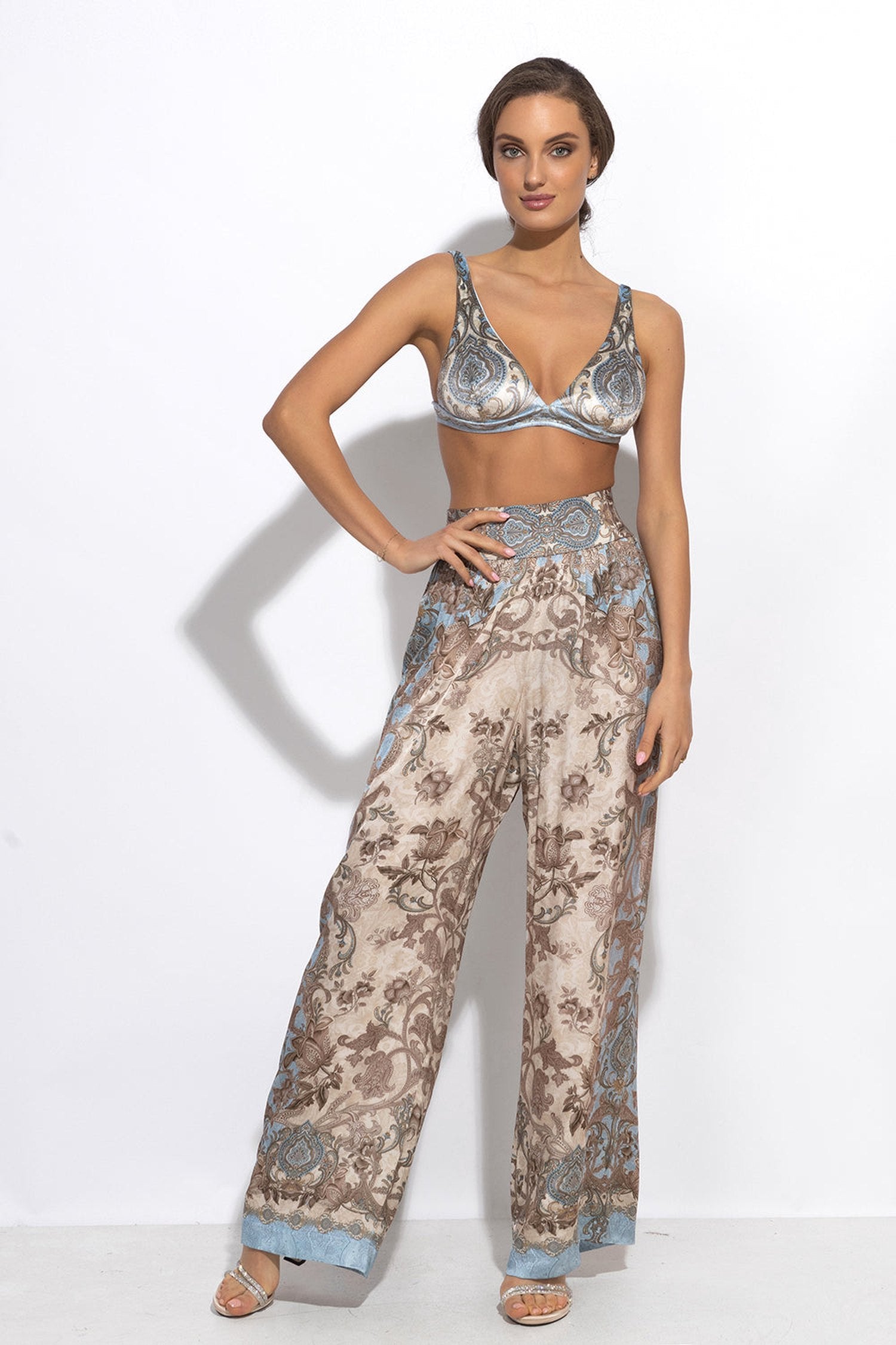 TRIANGLE-STYLE TOP IN RIBBED VELVET - PAISLEY SKY