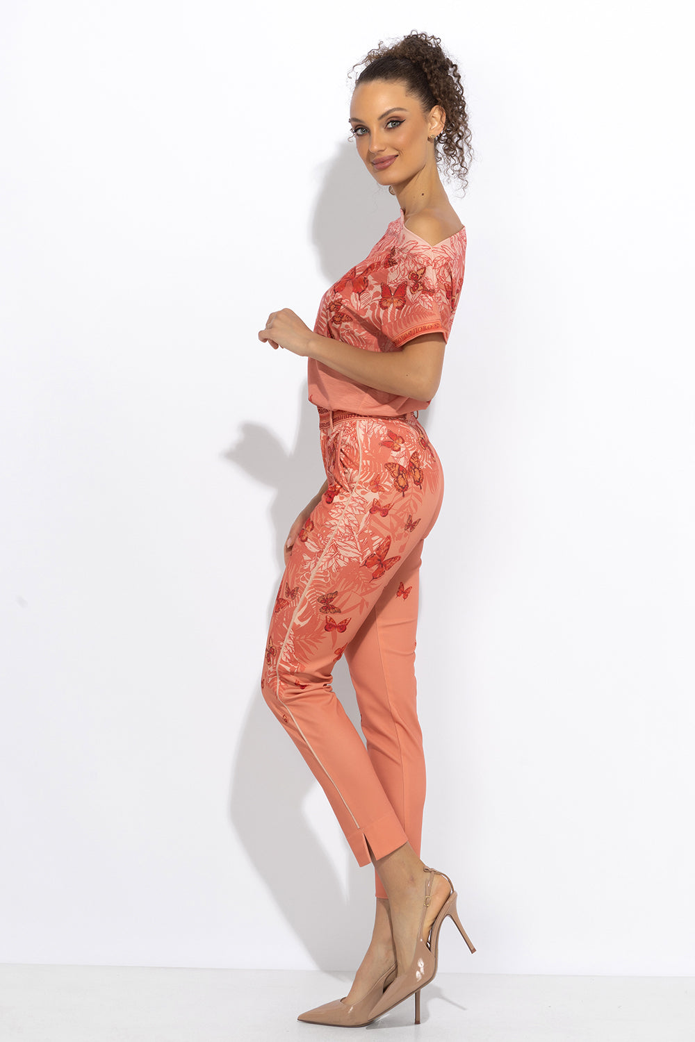 CLASSIC VISCOSE PANTS - PAPAYA BUTTERFLIES JIORO ПАНТАЛОН С КЛАСИЧЕСКА КРОЙКА - PAPAYA BUTTERFLIES JIORO