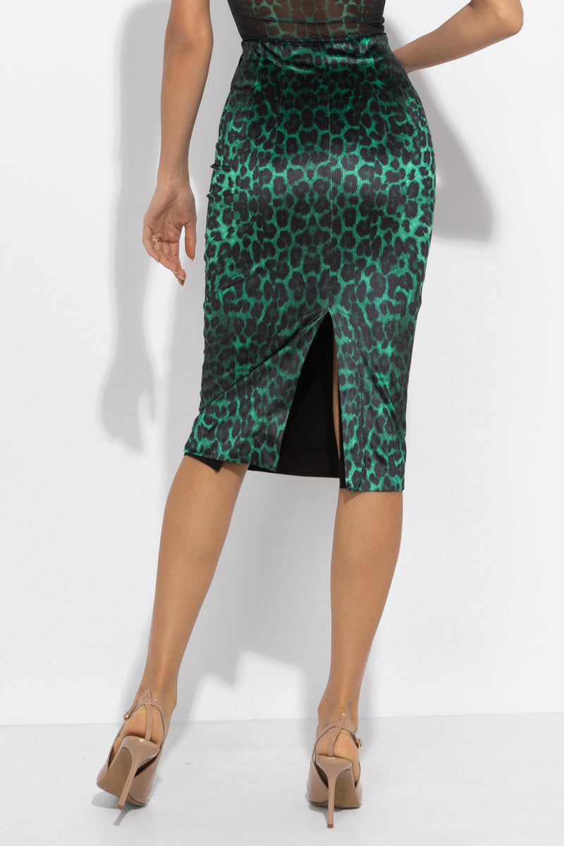 KNEE-LENGTH VELVET SKIRT - LEO NEON GREEN JIORO ПОЛА ДО КОЛЯНОТО ОТ КАДИФЕ - LEO NEON GREEN JIORO
