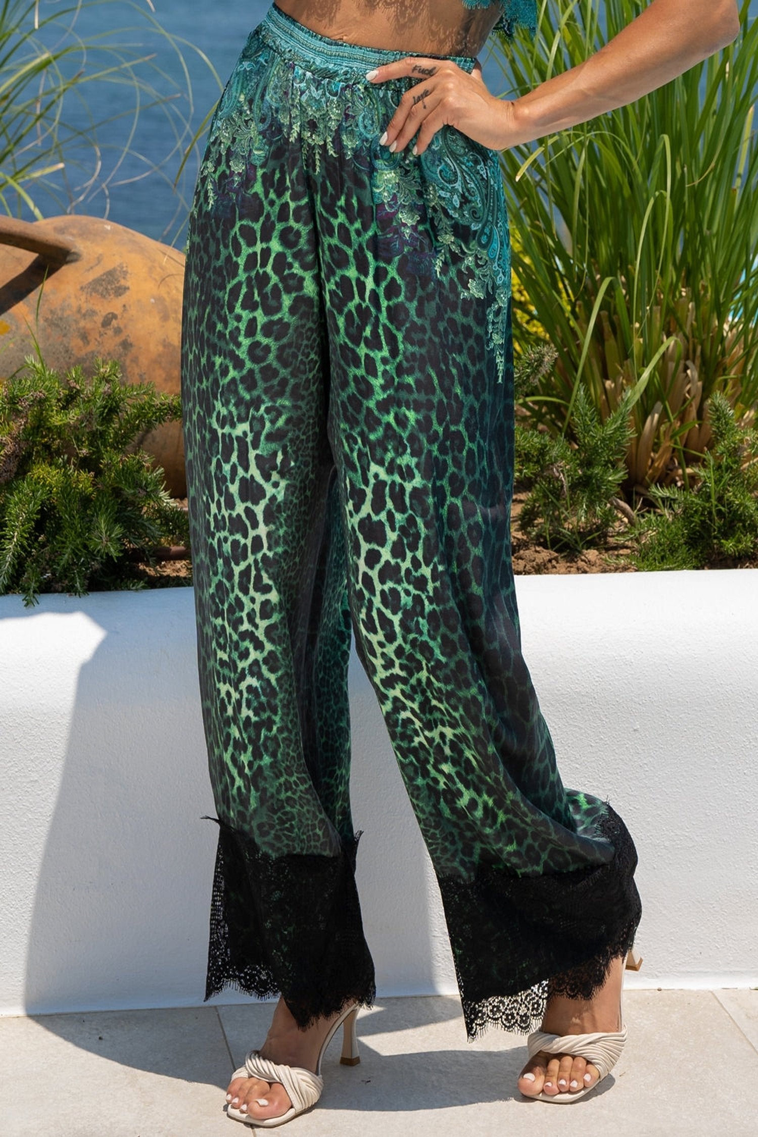 VISCOSE LOOSE TROUSERS - LEO NEON GREEN
