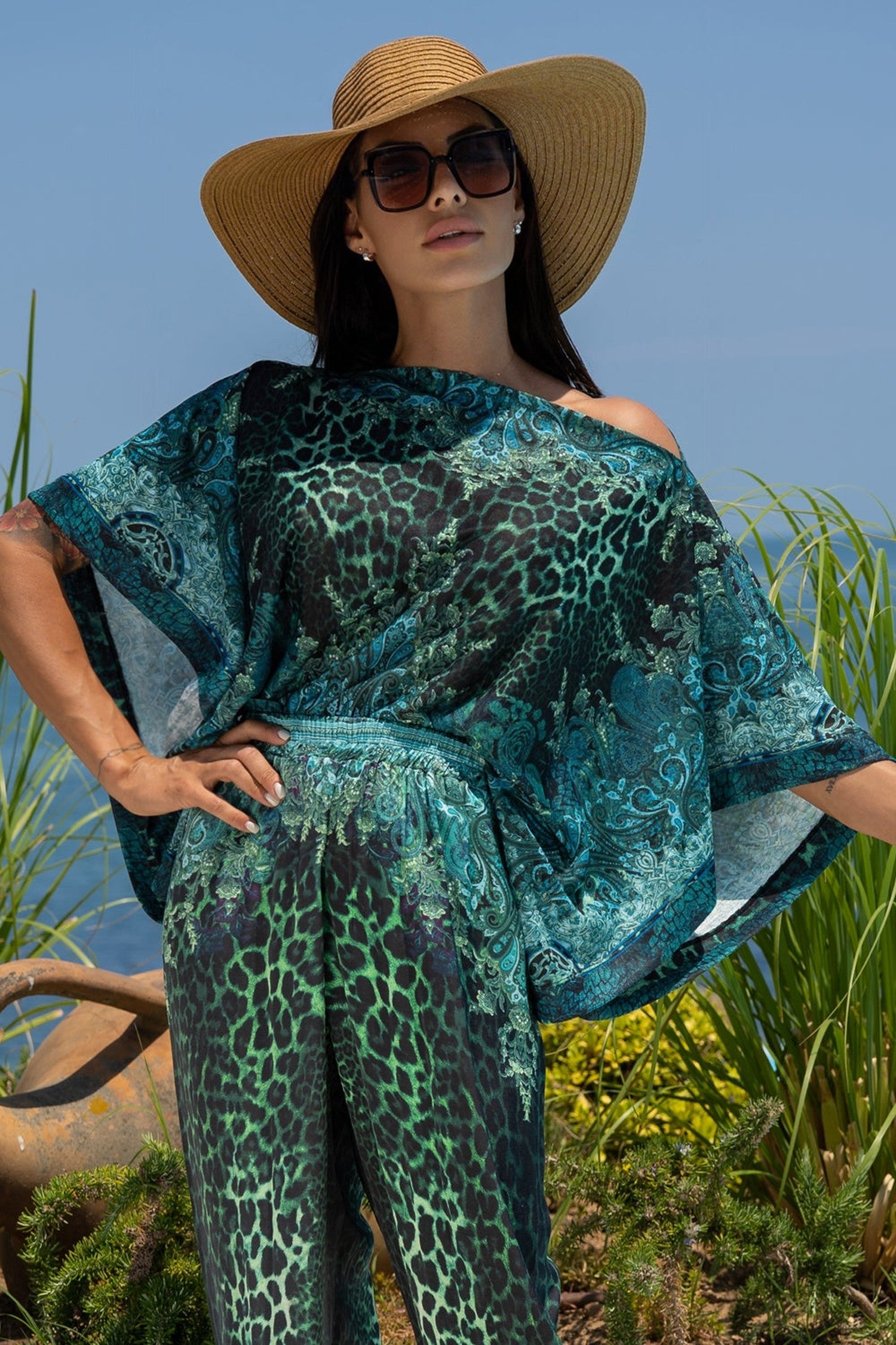 LOOSE BLOUSE – LEO NEON GREEN