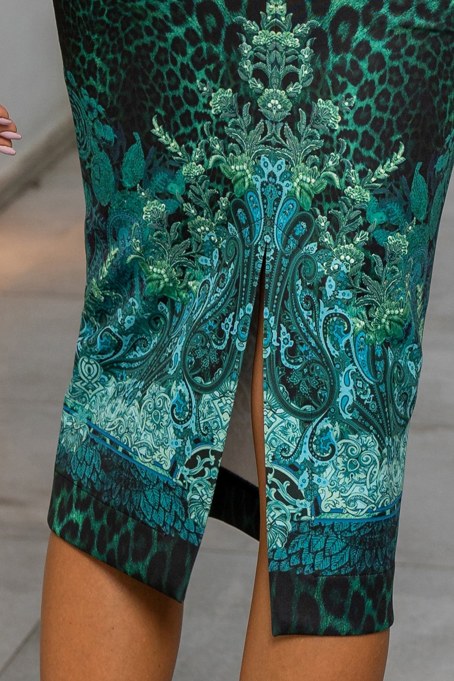 KNIE LÄNGE ROCK - LEO NEON GRÜN