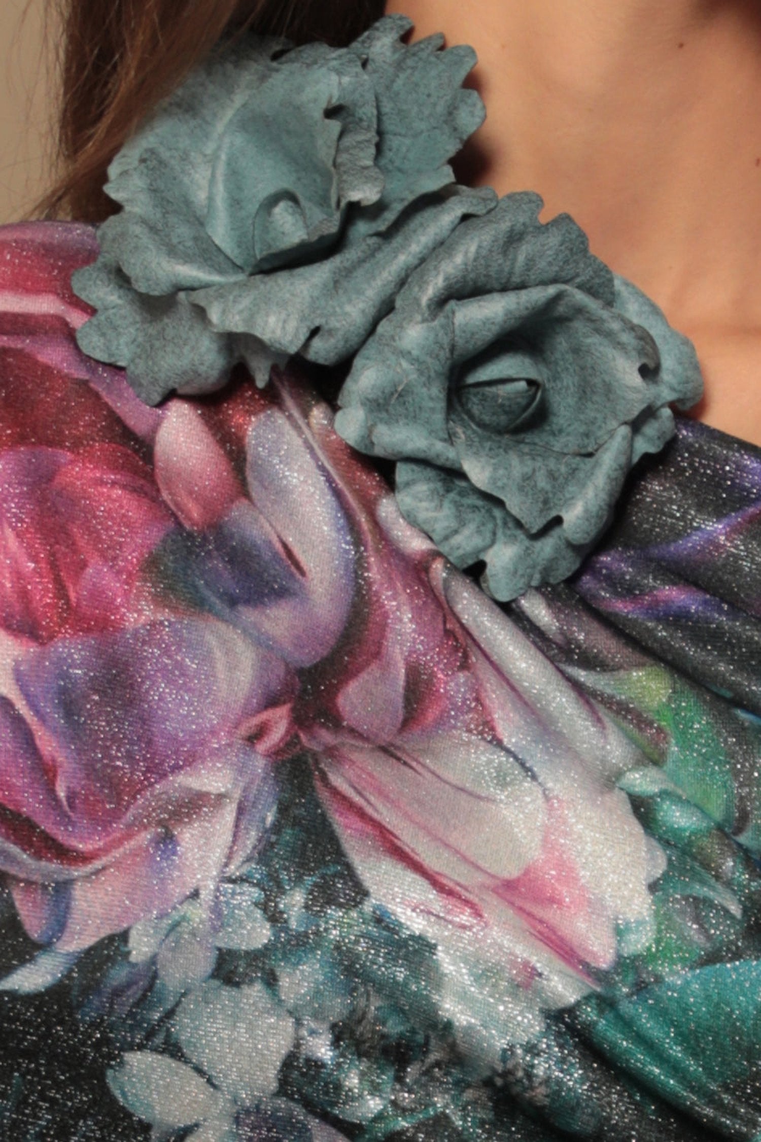 MEDIUM SUEDE-LOOK AZUR BLUE ROSE BROOCH