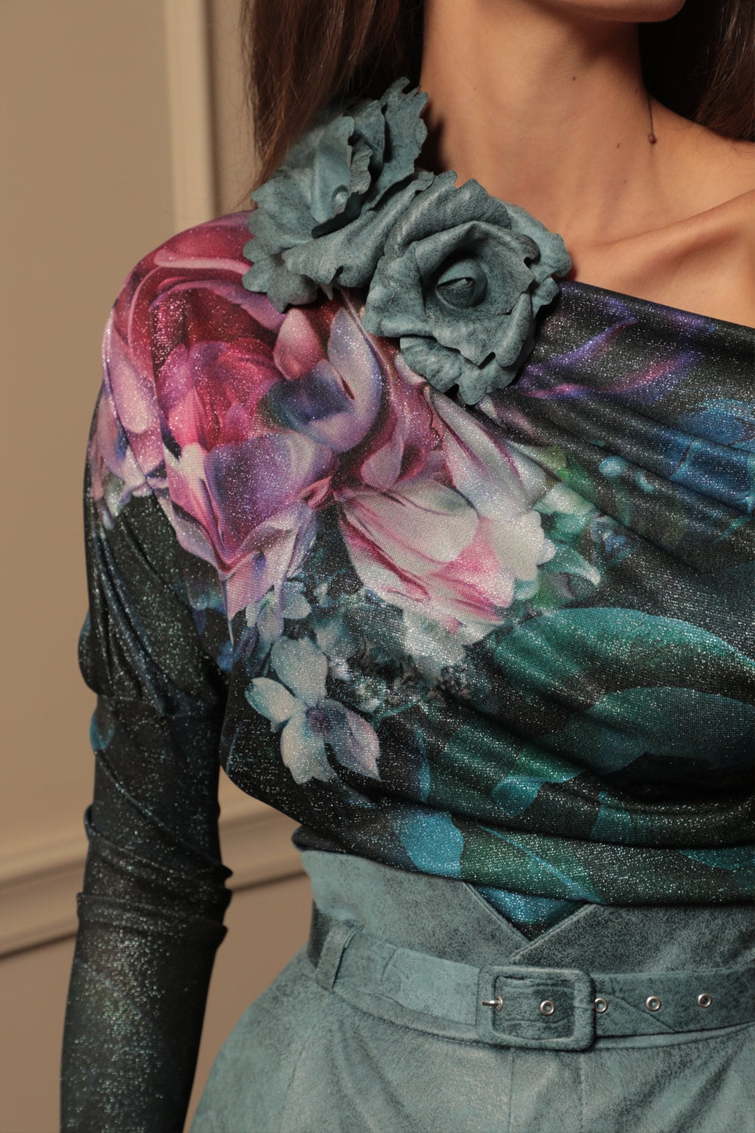 SMALL SUEDE-LOOK BLUE ROSE BROOCH