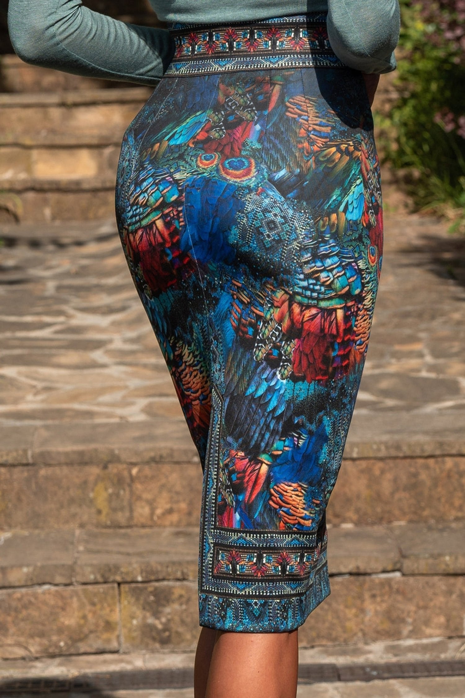 SKIRT TO THE KNEE - AMAZONIA JIORO ПОЛА ДО КОЛЯНОТО - AMAZONIA JIORO