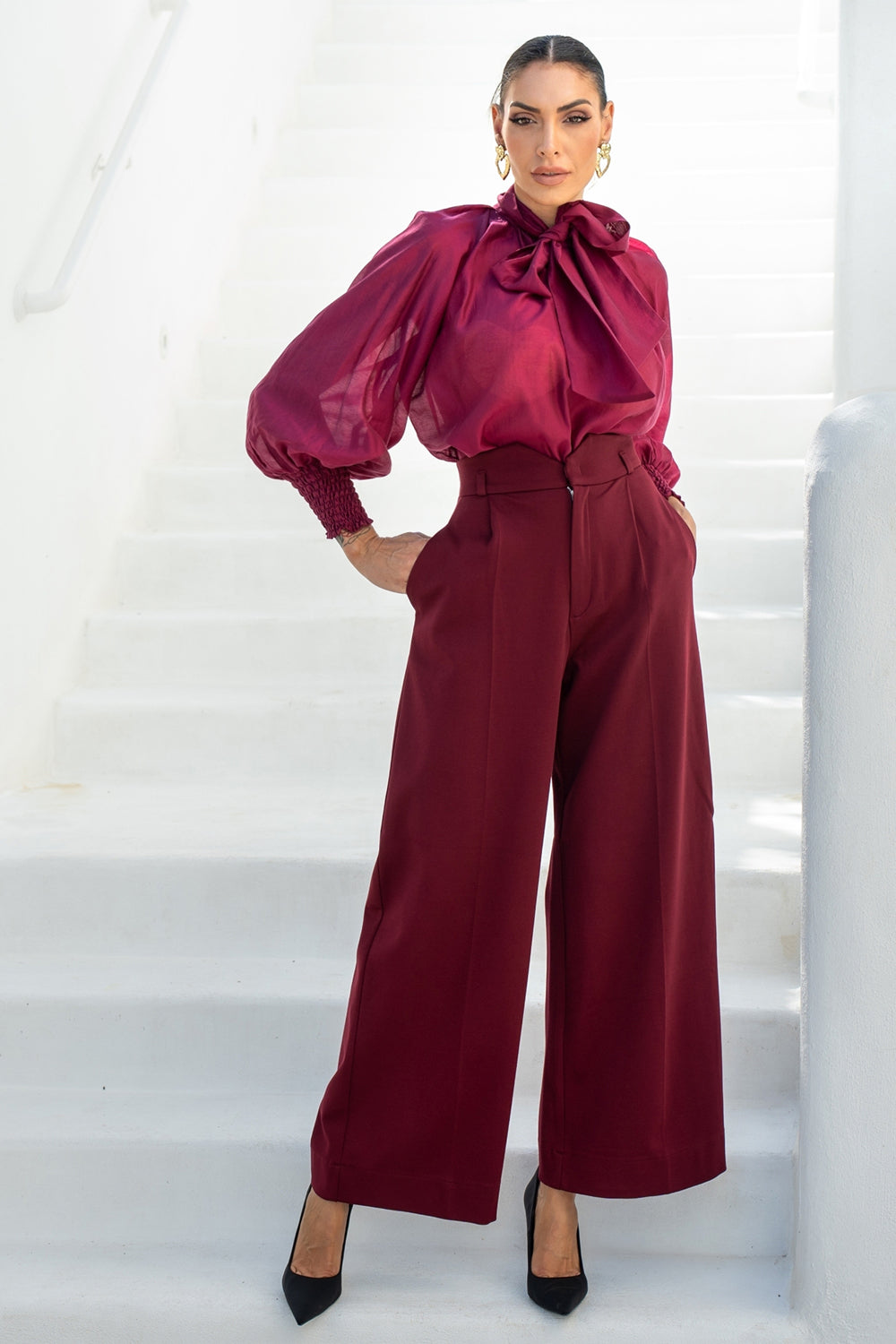 BOHEMIAN BURGUNDY BLOUSE WITH PUFF SLEEVES AND TIE-FRONT COLLAR - ESSENTIALS
