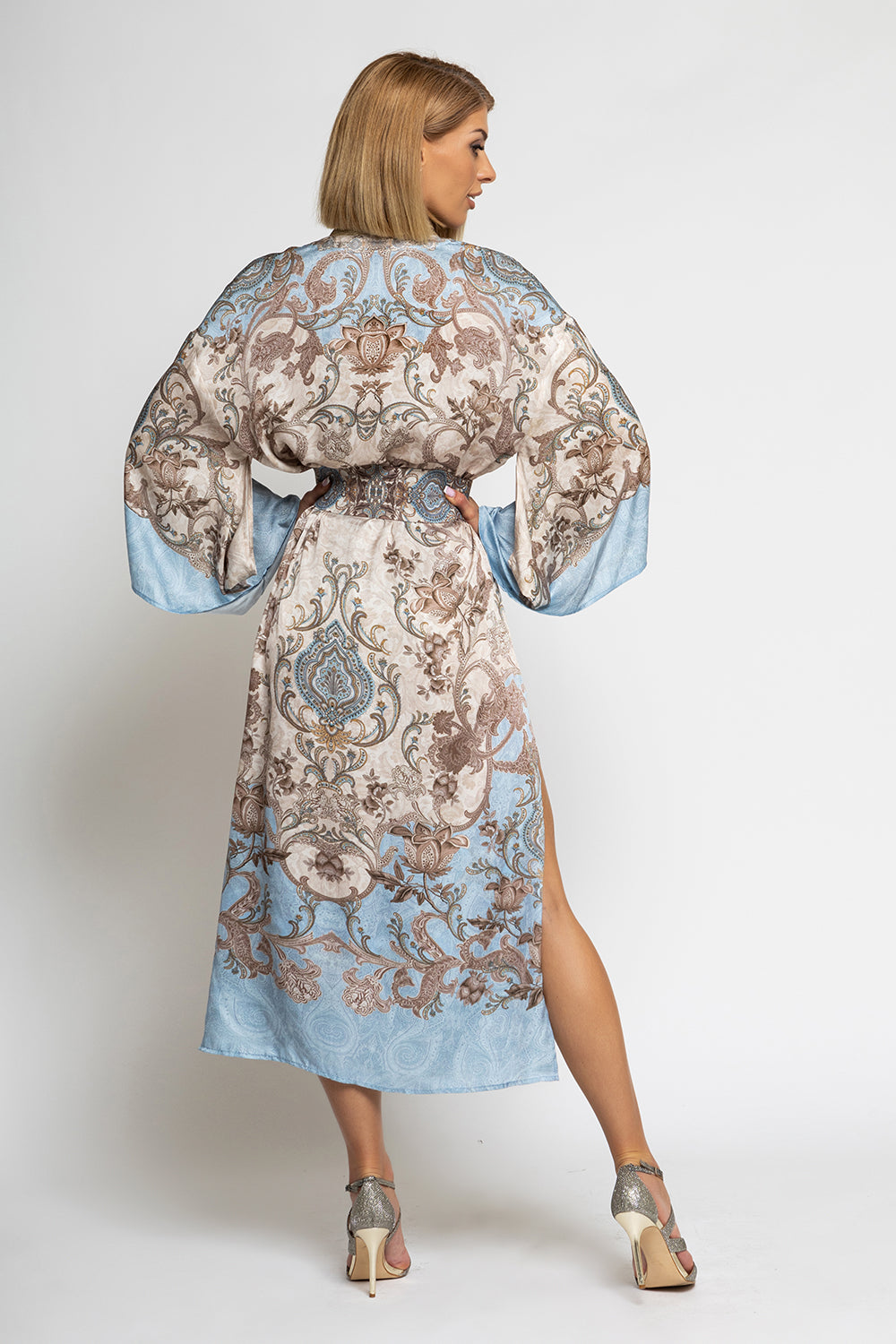 LUXURY SATIN VISCOSE KIMONO - PAISLEY SKY