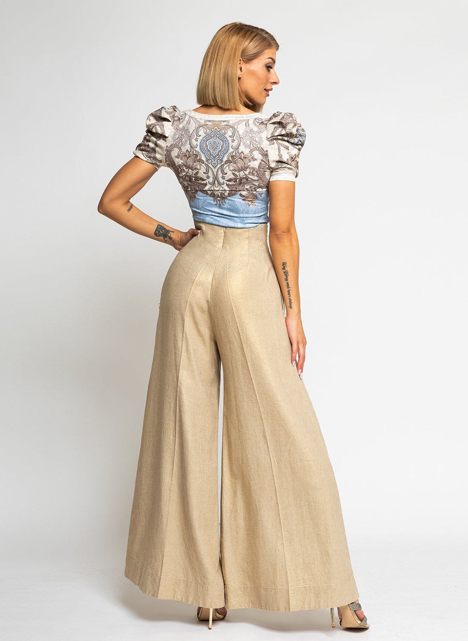 PUFF SLEEVE T-SHIRT - PAISLEY SKY